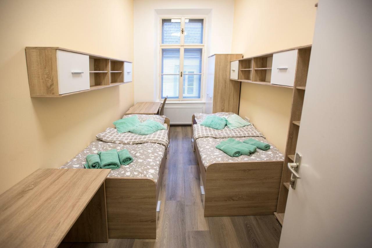 Minidorm Rooms In Heart Of City Center Maribor Extérieur photo
