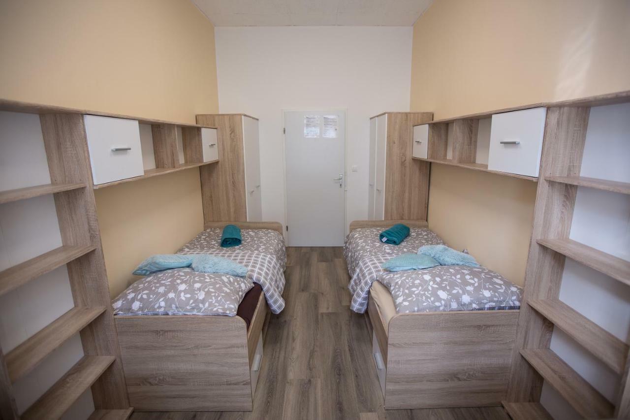 Minidorm Rooms In Heart Of City Center Maribor Extérieur photo