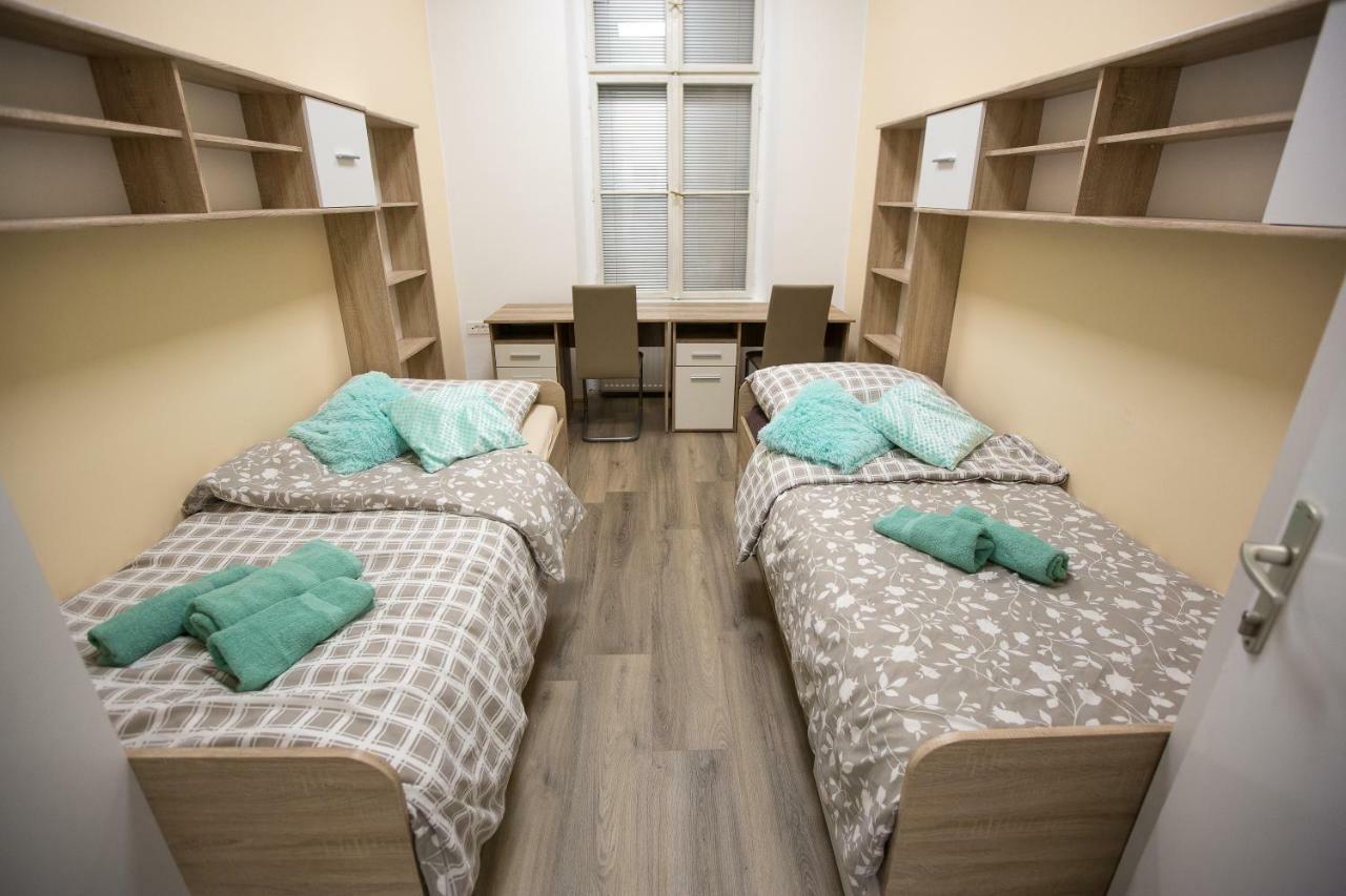 Minidorm Rooms In Heart Of City Center Maribor Extérieur photo